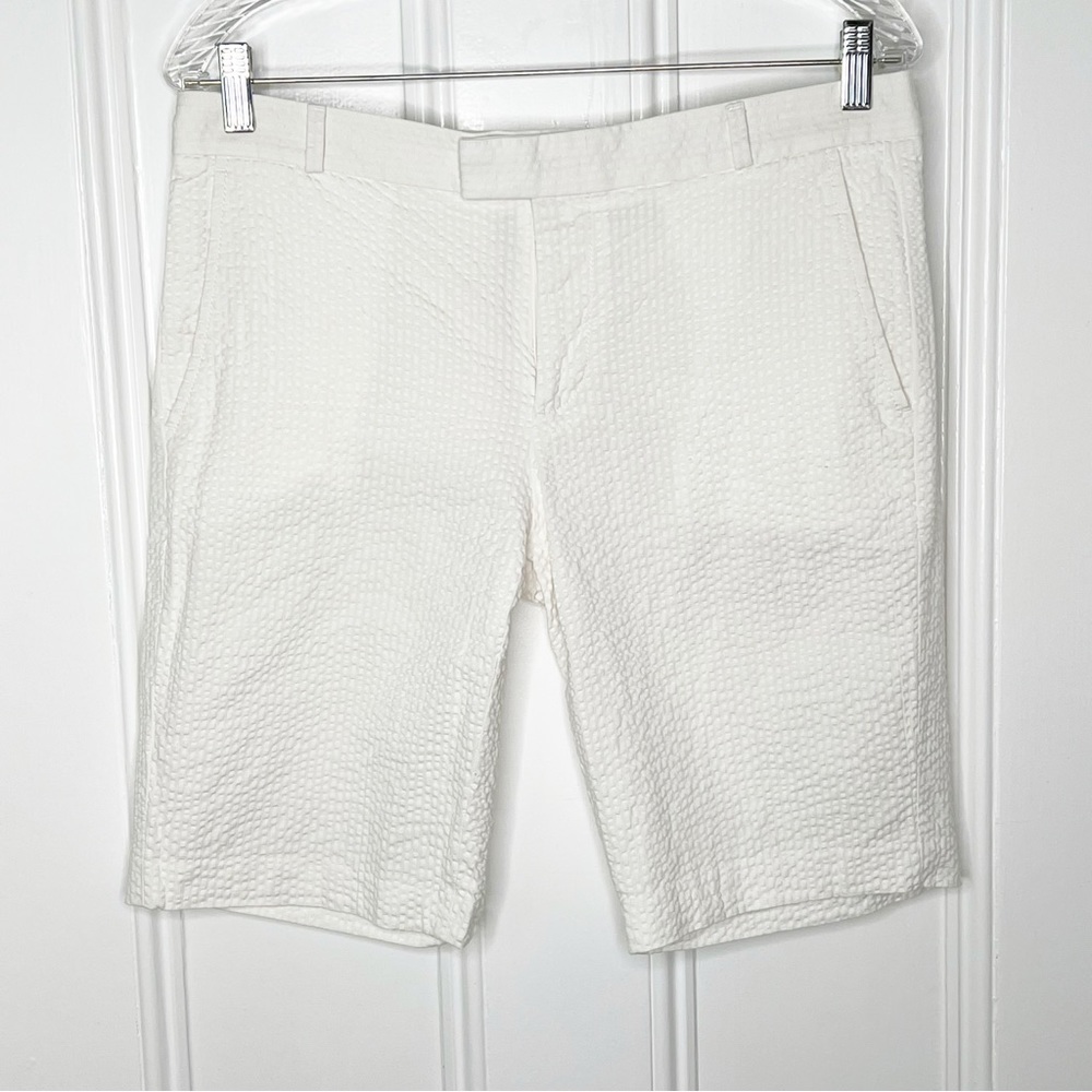 Banana Republic Seersucker White Bermuda Shorts Size 6 Summer Casual Cotton